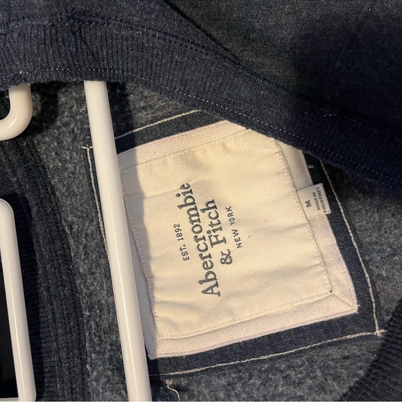 Abercrombie & Fitch long sweater - Picture 3 of 3